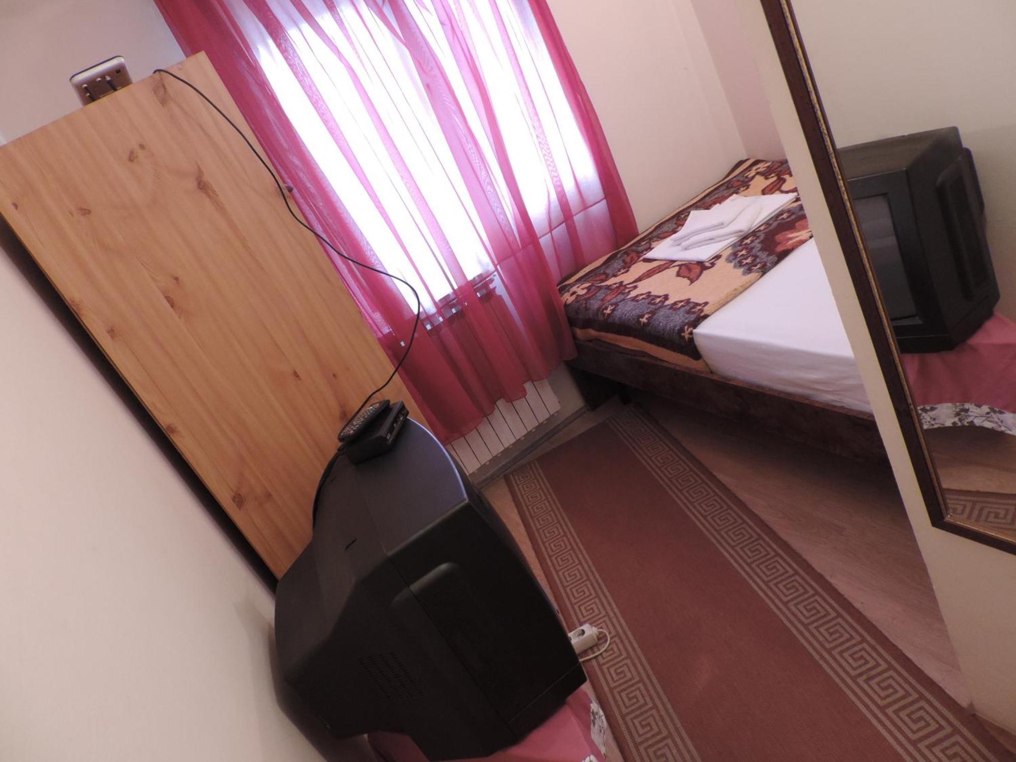 Bed And Breakfast Victoria Огулин Екстериор снимка