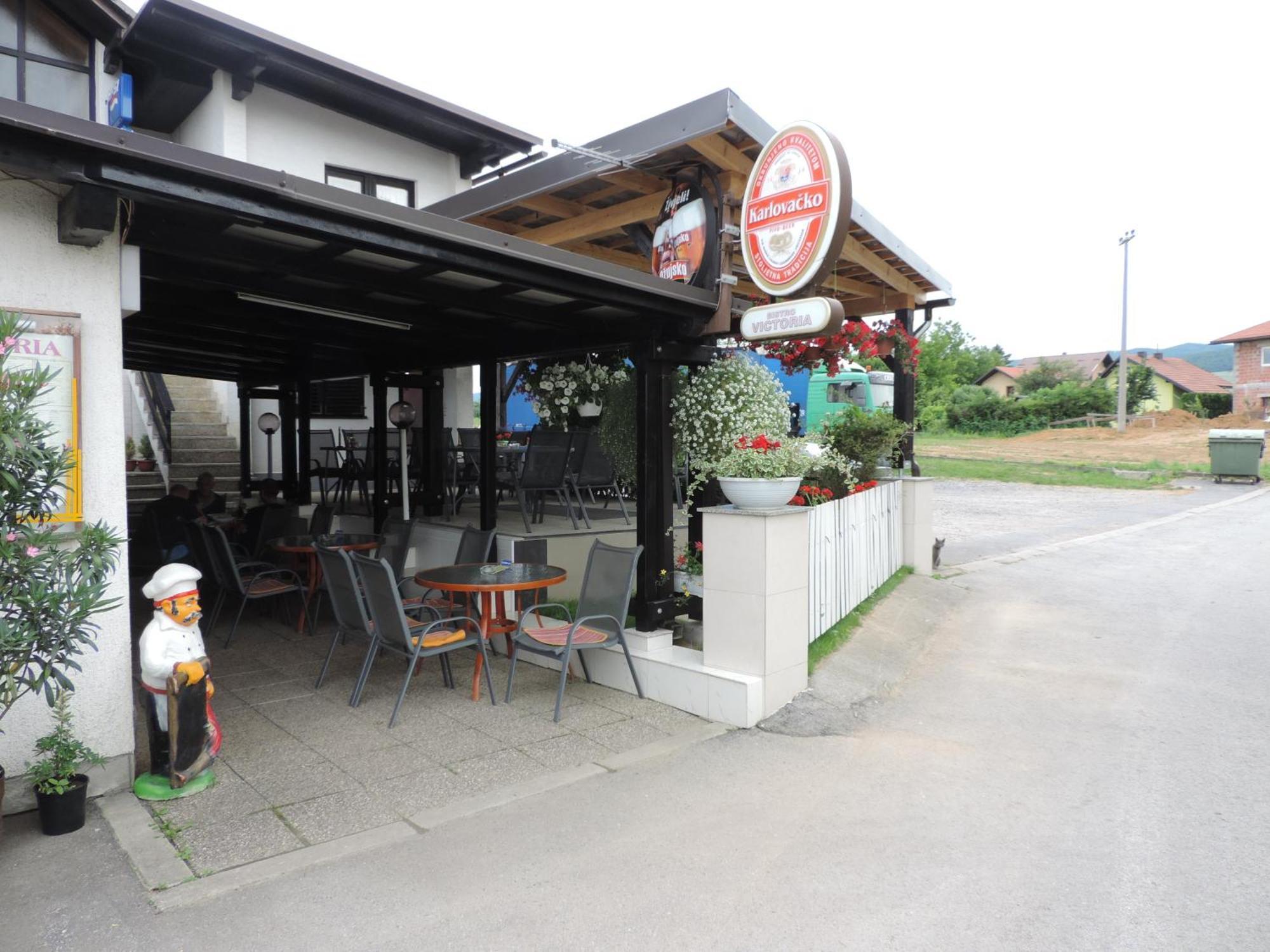 Bed And Breakfast Victoria Огулин Екстериор снимка